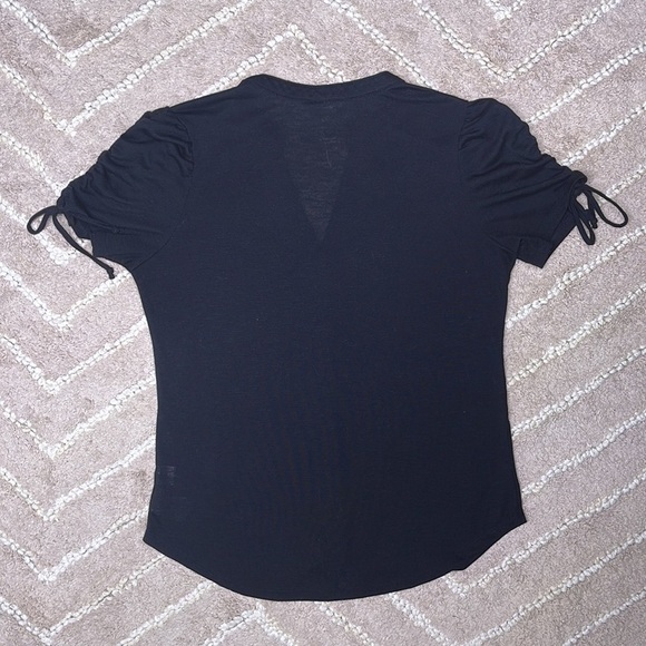 🟢 No Boundaries Button-Up Short Sleeved Shirt size Medium (7/9) - Picture 5 of 6